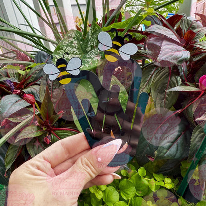 Bee-Shaped Jumbo Paperclip – Cute Bee Bookmark, Teacher Gift, Bookish Accessory, Boho Office Decor, Planner Clip, Back to School Stationery