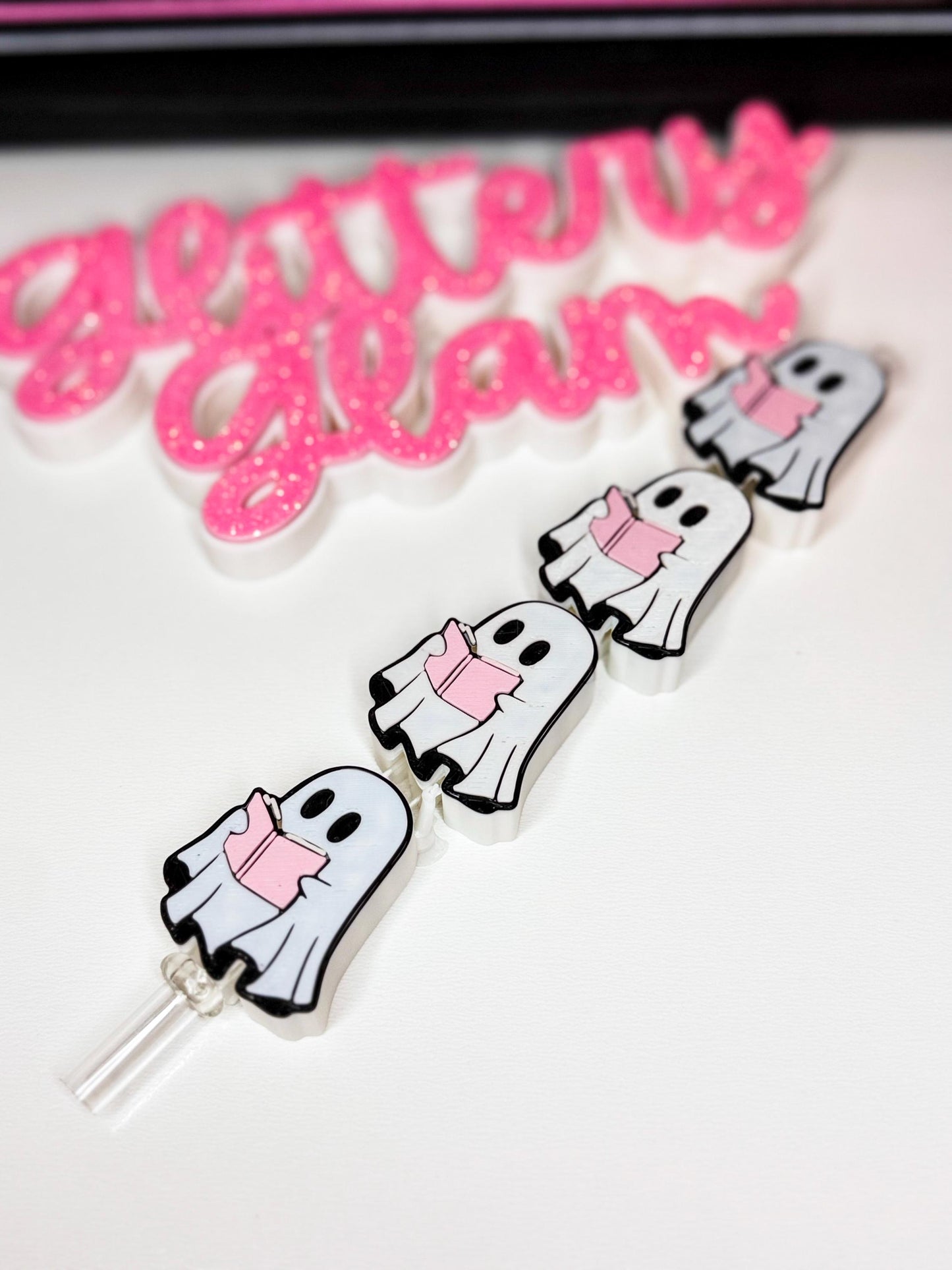 Bookish Ghost Straw Topper