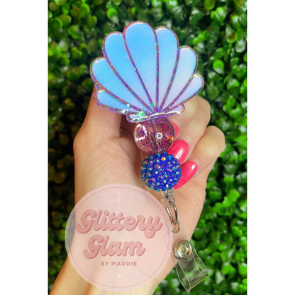 Holographic Clamshell Badge Reel